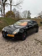 Alfa Romeo Giulietta Quadrifoglio 1.750 TBI 2012 Zwart, Auto's, Alfa Romeo, 4 cilinders, 320 pk, Parkeersensor, Zwart