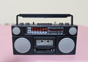 Miniatuur radio cassette recorder poppenhuis muziek