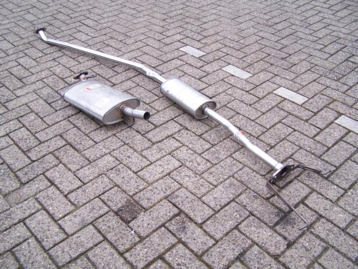 Uitlaat Kia Sephia Middendemper Achterdemper, Auto diversen, Overige Auto diversen, Ophalen