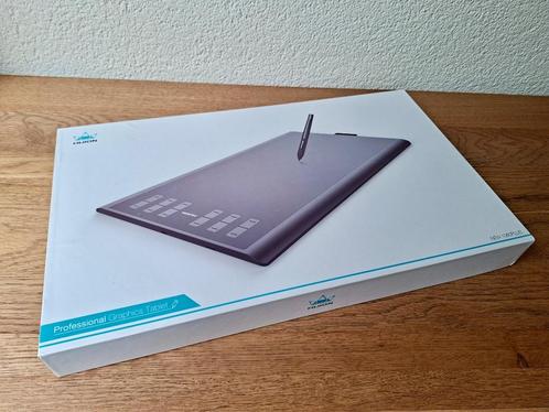 HUION Professional Graphics Tekentablet 1060PLUS(8192), Computers en Software, Tekentablets, Zo goed als nieuw, Bedraad, Ophalen of Verzenden