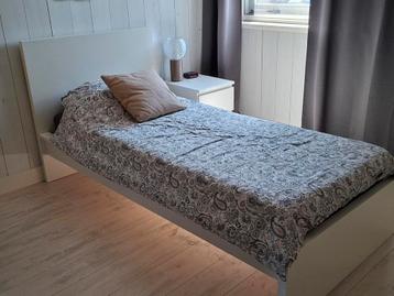 Ikea Malm Bed 90x200 wit. Compleet. - afbeelding 2