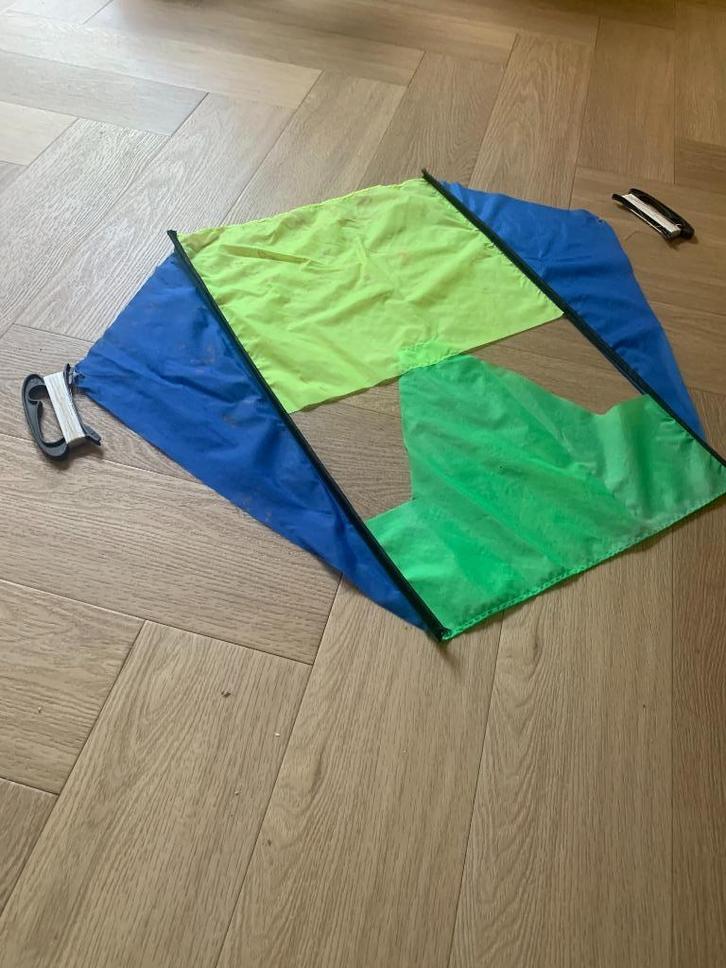 Sportvlieger stuntvlieger 65x80 cm 2-lijns, Sport en Fitness, Vliegeren, Zo goed als nieuw, Vlieger, Tweelijns, Ophalen of Verzenden