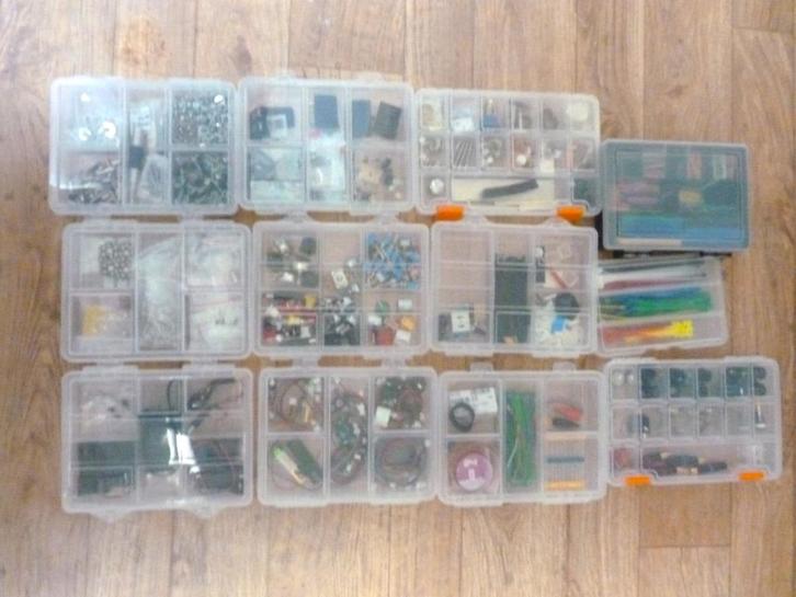 Diverse elektronica-componenten en dergelijke. Alles NIEUW!, Hobby en Vrije tijd, Elektronica-componenten, Nieuw, Ophalen of Verzenden