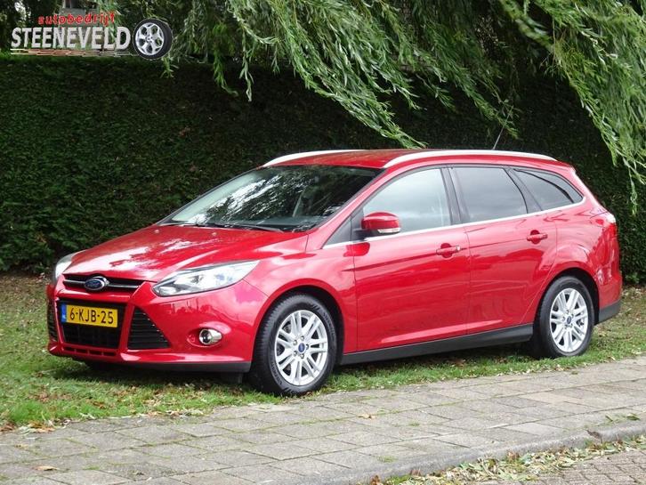 Ford Focus Wagon 1.0 125pk Titanium met Navi en Trekhaak, Auto's, Ford, Bedrijf, Focus, ABS, Airbags, Airconditioning, Bluetooth