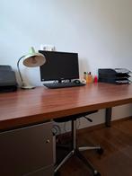 bureau Gispen, Ophalen, In hoogte verstelbaar, Zo goed als nieuw, Bureau
