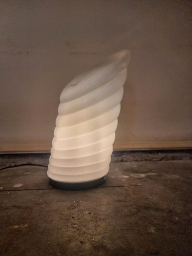 Vintage Murano tafellamp Leucos Italië 70s, Huis en Inrichting, Lampen | Tafellampen, Zo goed als nieuw, Minder dan 50 cm, Ophalen