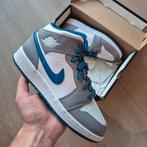 Nike Air Jordan 1 Mid Blue Grey Cement EU 38.5 Nieuw, Nieuw, NIKE, Sneakers of Gympen, Nike