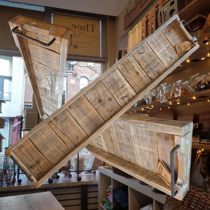 Mooi blank houten dienblad met ijzeren handgrepen - 98cm, Huis en Inrichting, Woonaccessoires | Dienbladen, Nieuw, Hout, Rechthoekig