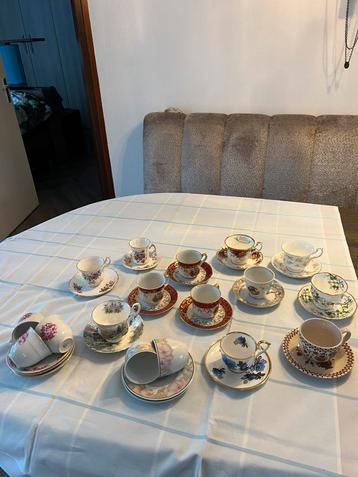 Kop en schotels oa Royal Albert en Limoges beschikbaar voor biedingen