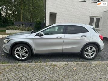 Mercedes-Benz GLA-klasse 200 panodak 1JAAR GARANTIE automaat beschikbaar voor biedingen