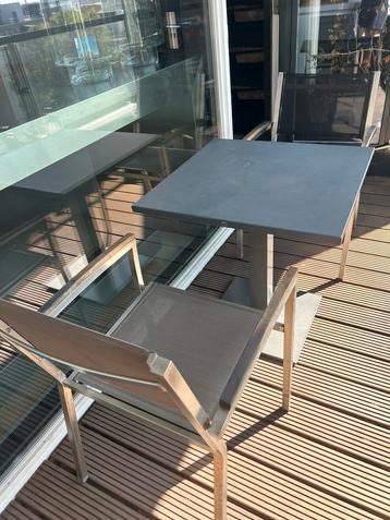 Luxe tuinset – 2 stoelen van 4Seasons Outdoor + Osmen tafel beschikbaar voor biedingen