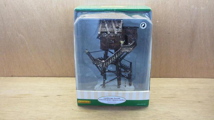 Lemax Pinewood Perch : mooi model voor een kerst tafereel., Diversen, Kerst, Gebruikt, Ophalen of Verzenden