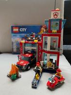Lego City 60215 - Brandweerkazerne, Kinderen en Baby's, Speelgoed | Duplo en Lego, Ophalen of Verzenden, Zo goed als nieuw, Complete set