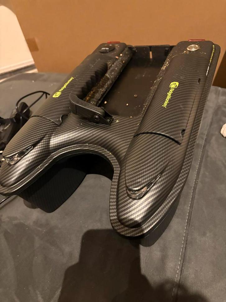 Ridgemonkey Hunter 750 Voerboot met Dieptemeter, Watersport en Boten, Hengelsport | Karpervissen, Gebruikt, Overige typen, Ophalen of Verzenden