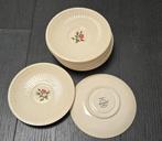 Wedgwood Rosalind Koffieschotels, Gebruikt, Ophalen of Verzenden, Wedgwood, Kop(pen) en/of Schotel(s)
