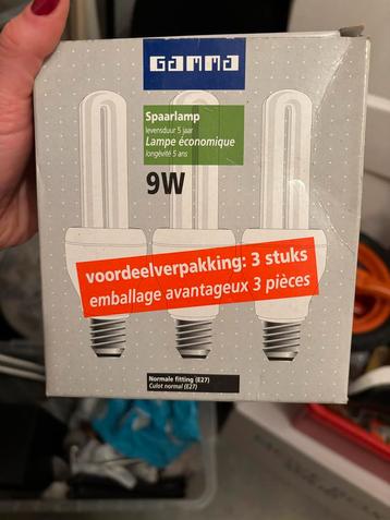 3 Spaarlampen - Nieuw in doos beschikbaar voor biedingen