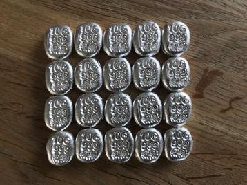 Skull & bones 10 gram zilver 999 / 40 stuks beschikbaar voor biedingen