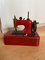 Vintage naaimachientje, Antiek en Kunst, Antiek | Speelgoed, Ophalen