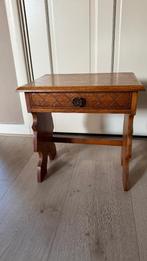 VINTAGE NACHTKASTJE / KASTJE EIKEN, Huis en Inrichting, Slaapkamer | Nachtkastjes, Ophalen, Minder dan 45 cm, Zo goed als nieuw