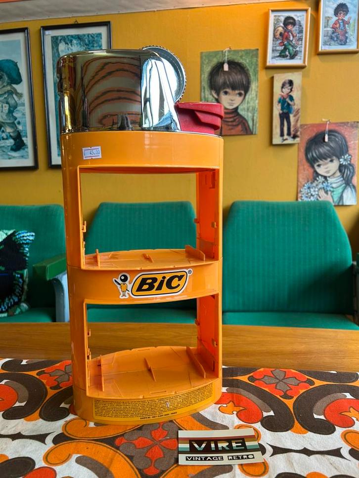 Gave grote display van Bic, grote aansteker, Verzamelen, Rookartikelen, Aanstekers en Luciferdoosjes, Zo goed als nieuw, Aansteker