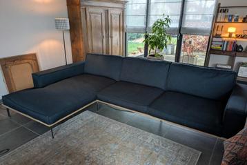 Mooie driezits bank te koop. beschikbaar voor biedingen