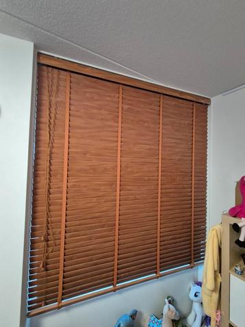 Luxaflex Hout Kersenhout 160-170cm Breed beschikbaar voor biedingen