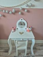 Leuk make-up tafeltje met stoel, Ophalen, Zo goed als nieuw, Tafel(s) en Stoel(en)