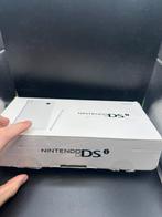 Nintendo dsi wit met doos, Wit, Ophalen of Verzenden, Zo goed als nieuw, Lennh0547@gmail.com