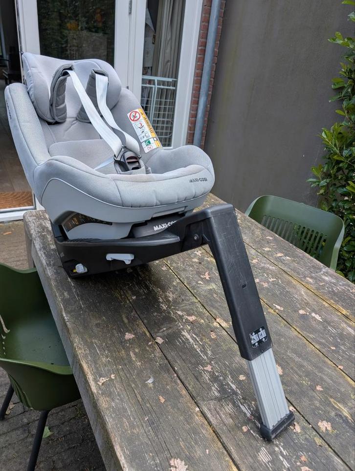 Maxi-Cosi Pearl Pro 2 + Isofix Base - 1-4 jaar, Kinderen en Baby's, Autostoeltjes, Gebruikt, Maxi-Cosi, Isofix, Verstelbare rugleuning