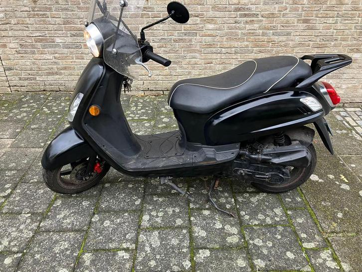 Sym fiddle euro4 snor, Fietsen en Brommers, Scooters | SYM, Zo goed als nieuw, Fiddle, Benzine, Ophalen