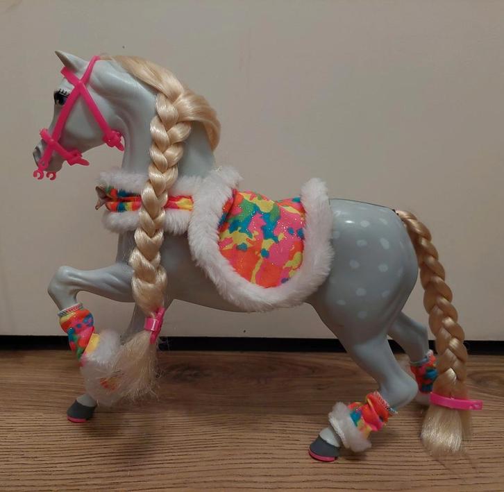 Barbie Ski Fun Blizzard Snowdance Horse Paard Vintage 1991, Kinderen en Baby's, Speelgoed | Poppen, Gebruikt, Barbie, Ophalen of Verzenden