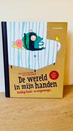 Kristien Dieltiens - De wereld in mijn handen - ZONDER CD, Boeken, Kristien Dieltiens, Ophalen of Verzenden, Zo goed als nieuw