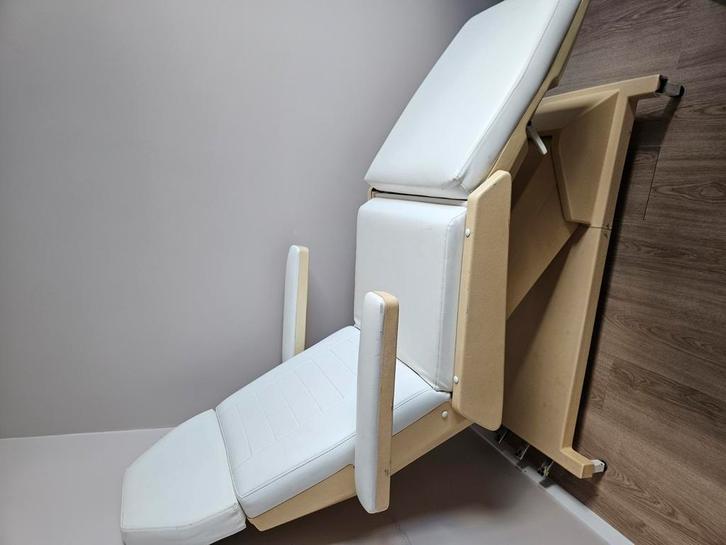 Behandestoel/Massagesroel, Sport en Fitness, Massageproducten, Zo goed als nieuw, Massagestoel of Kussen, Ophalen