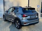 Volkswagen T-Cross 1.5 TSI R-line Virtual/CarPlay/LED/18Inch, Zwart, 4 cilinders, 150 pk, SUV of Terreinwagen