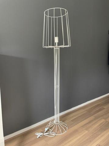 Vloerlamp wit Lucide hoogte 150 cm beschikbaar voor biedingen