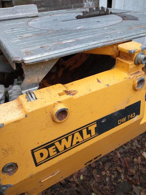 De Walt flip over zaag., Doe-het-zelf en Verbouw, Hout en Planken, Gebruikt, Overige typen, Minder dan 200 cm, Minder dan 25 mm