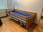 Elektrisch hoog-laag bed met papegaai en incontinentiehoes, Huis en Inrichting, Verstelbaar, 90 cm, Eenpersoons, Bruin