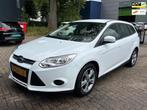 Ford Focus Wagon 1.0 EcoBoost Edition Navi / Dealer onderh/1, Euro 5, Gebruikt, Zwart, Wit
