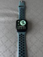 Apple Iwatch serie 5 / 40 mm in zeer nette staat., Gebruikt, IOS, Conditie, Ophalen of Verzenden