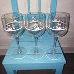 Mooie wijnglazen met gekleurde bloemenrand set van 3 stuks, Ophalen, Glas of Glazen, Overige stijlen, Glas