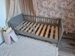 Peuterbed Petit Amelie, Kinderen en Baby's, Kinderkamer | Bedden, Ophalen, Gebruikt, 70 tot 85 cm, 140 tot 160 cm