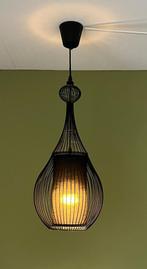 Zwarte metalen hanglamp, Ophalen, Gebruikt, 50 tot 75 cm, Metaal