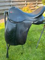 Albion 16,5 inch dressuurzadel, Dieren en Toebehoren, Paarden en Pony's | Zadels, Dressuur, ., Ophalen of Verzenden, Zo goed als nieuw