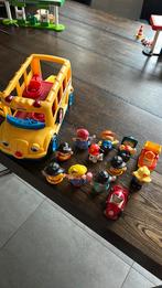 Fisher prive little people met poppetjes bus en autootjes, Ophalen of Verzenden, Zo goed als nieuw