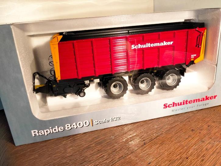 Te koop Schuitemaker Rapide 8400 3-asser silage/opraapwagen., Hobby en Vrije tijd, Modelauto's | 1:32, Nieuw, Tractor of Landbouw