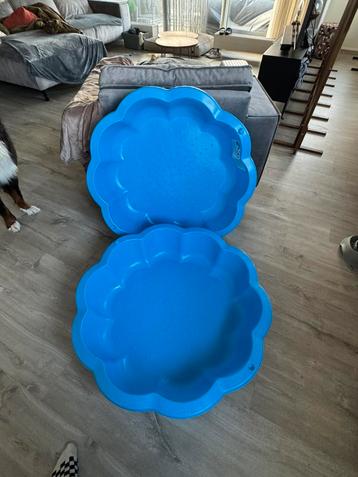 Zandbak / Zwembadje 2 delig beschikbaar voor biedingen