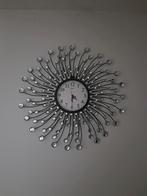 Mooie Wandklok met Kristallen, Huis en Inrichting, Woonaccessoires | Klokken, Ophalen of Verzenden, Zo goed als nieuw, Analoog