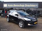 Ford Kuga 4WD Aut6 183pk Titanium Plus Clima Navi Trekhaak, Auto's, Ford, Euro 5, Gebruikt, Zwart, 4 cilinders