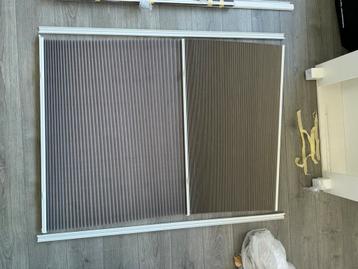 Plissé gordijn met hor gedeelte (4x) van bece beschikbaar voor biedingen