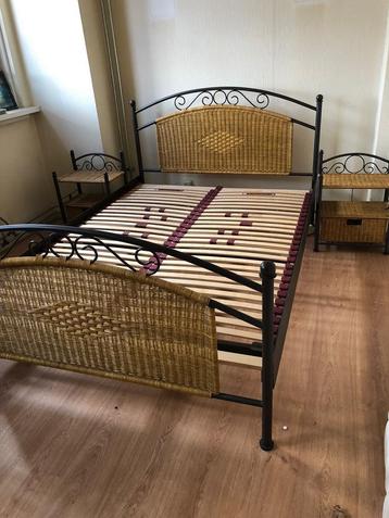 Bed 140x200cm - Tweepersoons beschikbaar voor biedingen